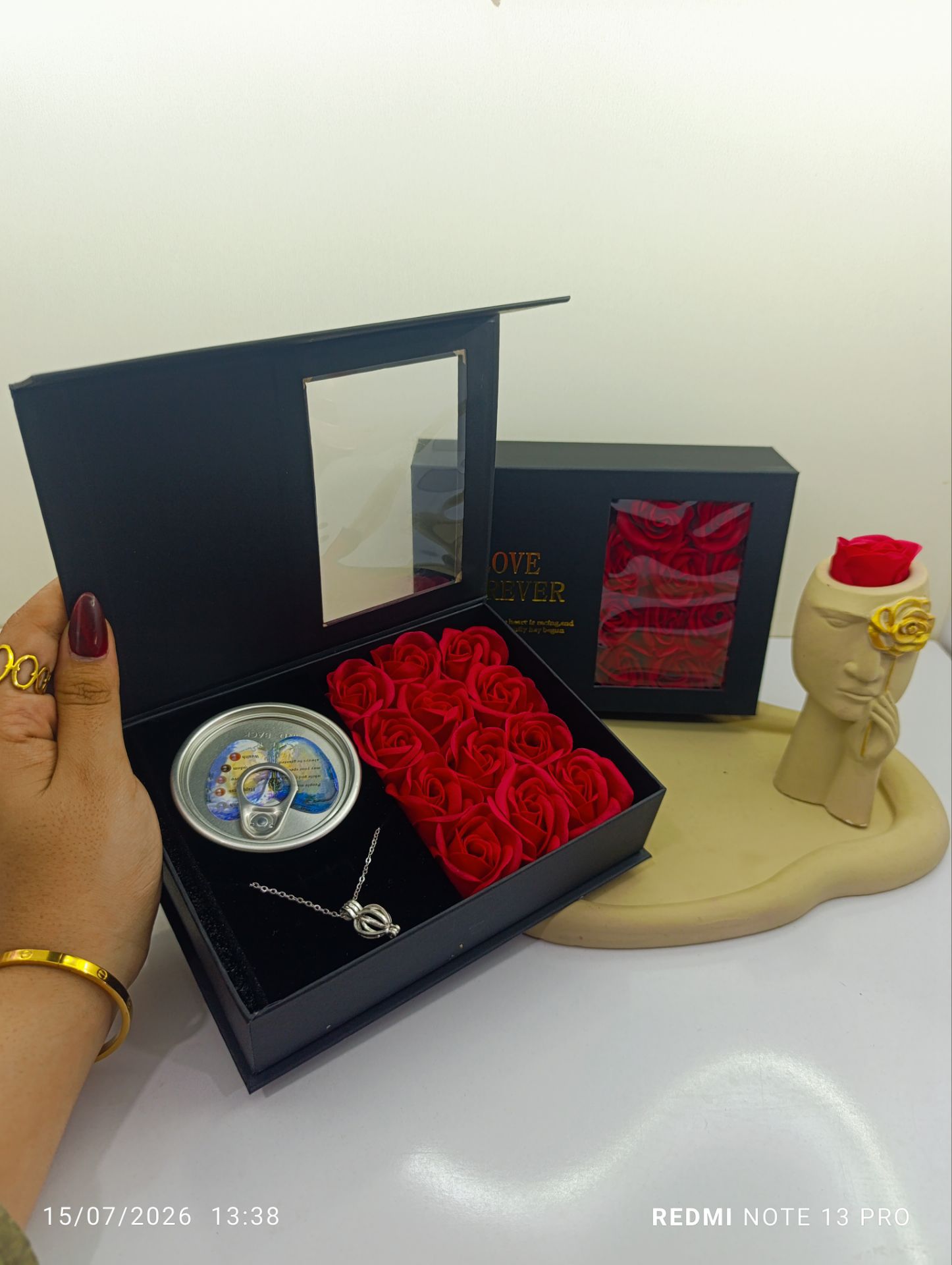 پک مروارید عشق و گل رز معطر به همراه پاکت